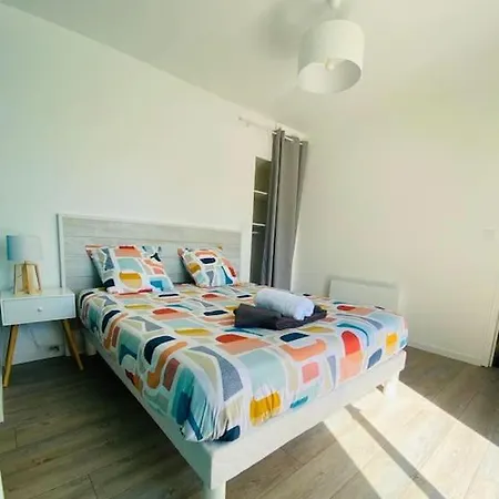 Maison Calme Proche Perigueux Et Piscine Chauffee Hébergement de vacances *