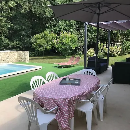 Hébergement de vacances Maison Calme Proche Perigueux Et Piscine Chauffee