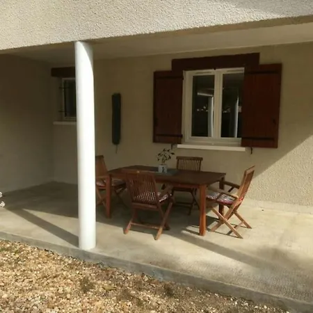Maison Calme Proche Perigueux Et Piscine Chauffee Agonac